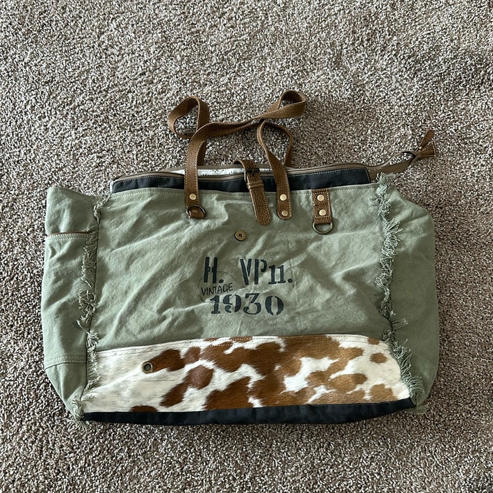 Myra Weekender - image 1